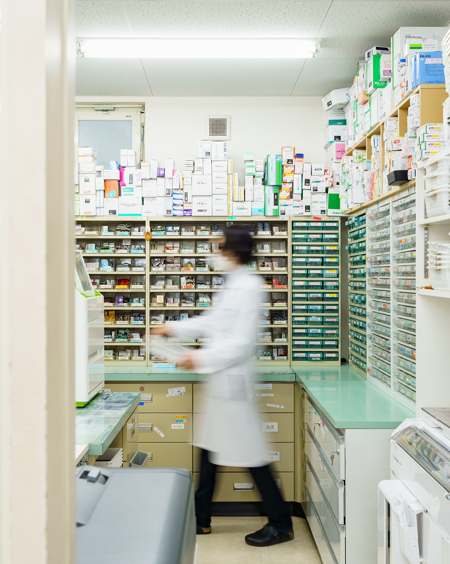 スズキ調剤薬局2